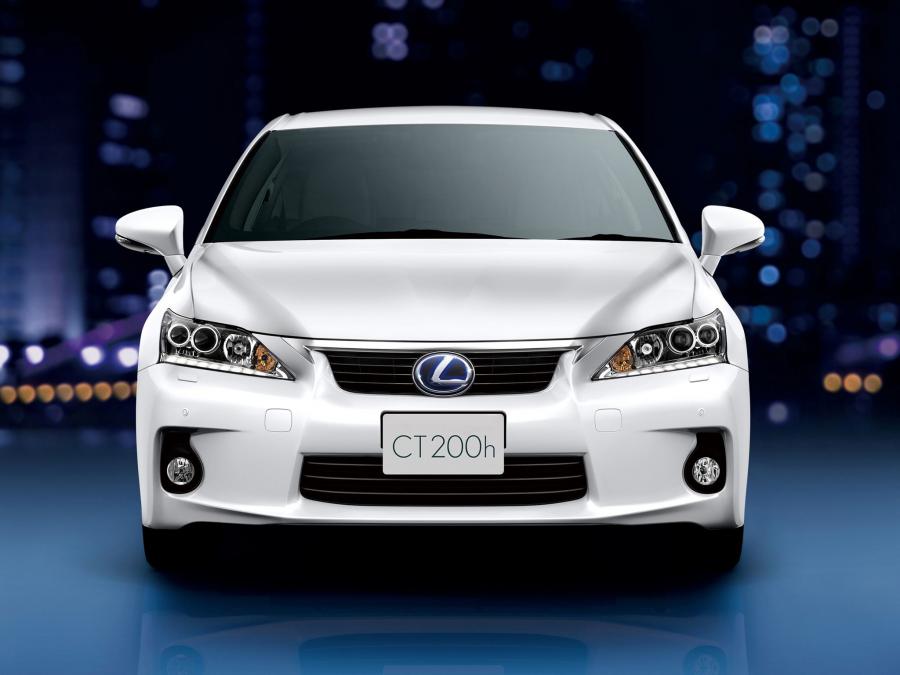  Lexus CT200h 2010 года  (JP) (фото 5 из 12)